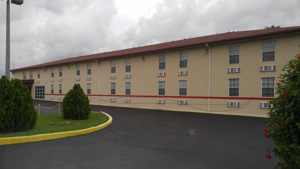 Belmont Inn & Suites Florida City Εξωτερικό φωτογραφία