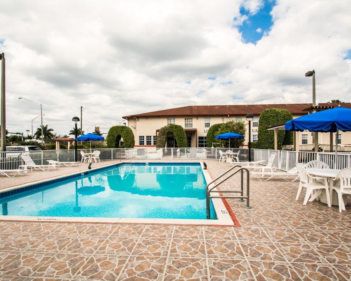 Belmont Inn & Suites Florida City Εξωτερικό φωτογραφία